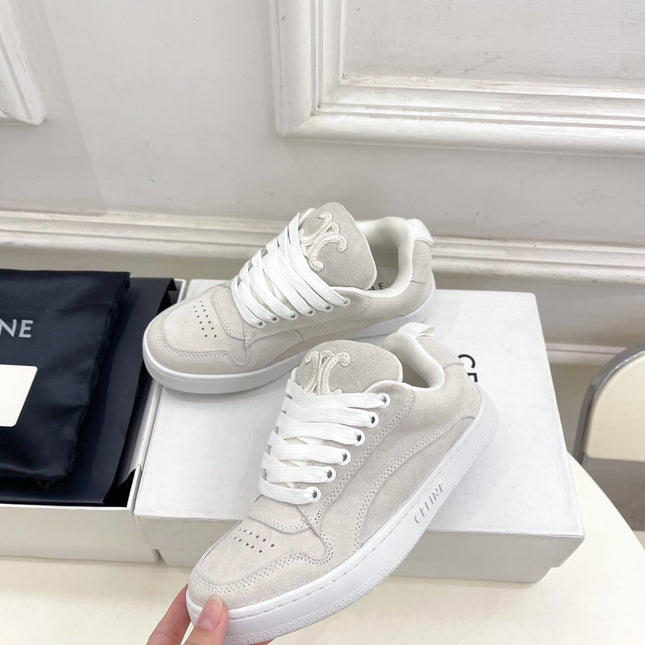 HUNTINGTON LOW LACE-UP SNEAKER IN PALE GRAY SUEDE AND MESH