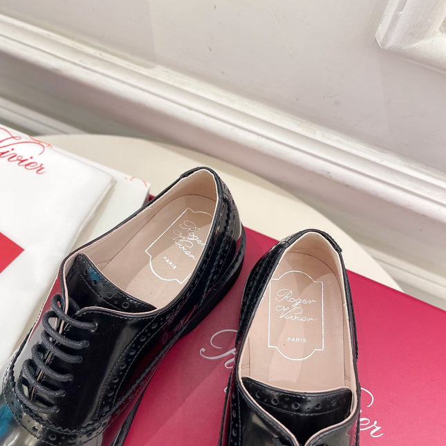 VIV' RANGERS LACE-UPS IN BLACK CALFSKIN