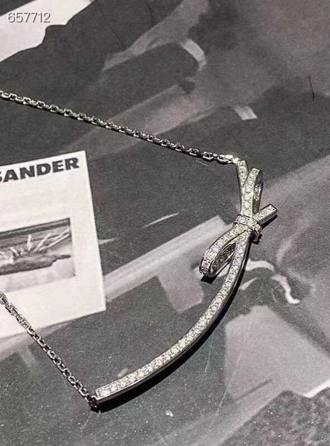 RUBAN BOW IN 18K WHITE GOLD PLATING DIAMOND NECKLACE