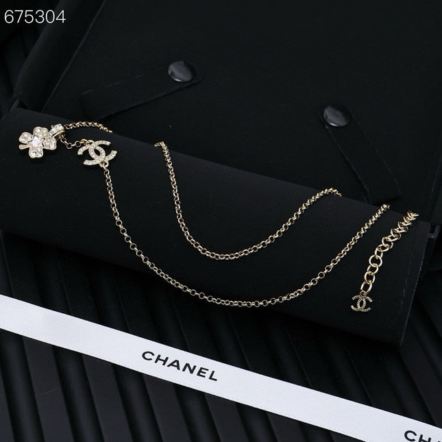 PENDANT NECKLACE FULL DIAMOND FOUR-LEAF CLOVER DOUBLE C IN GOLD