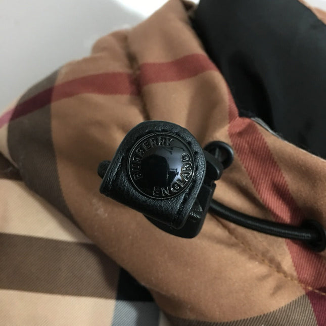 BURBERRY 25S DETACHABLE-SLEEVE JACKET 113