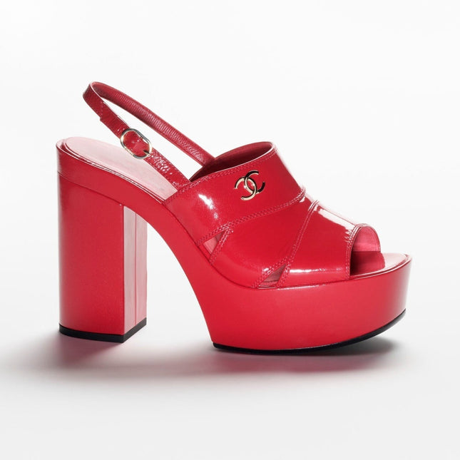 SANDALS RED PATENT CRUMPLED LAMBKSIN