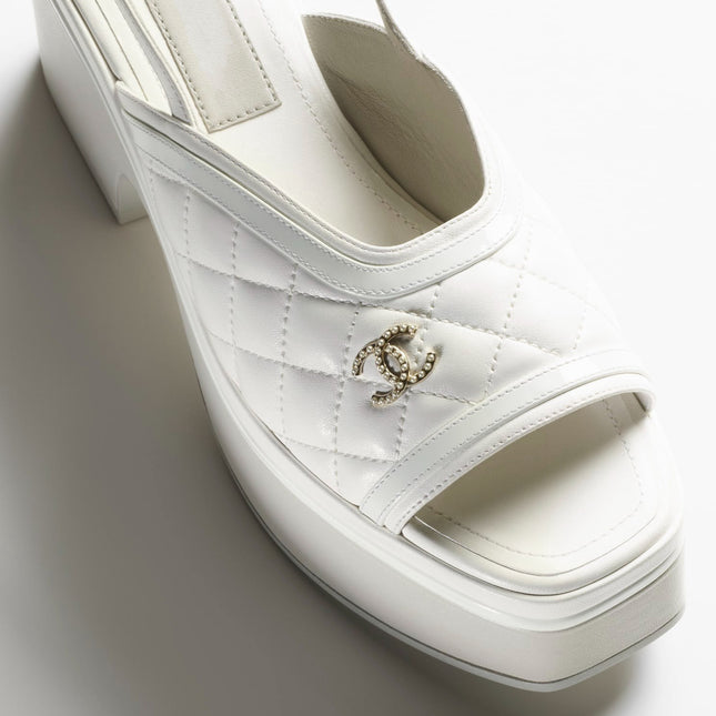 SANDALS WHITE LAMBSKIN PATENT