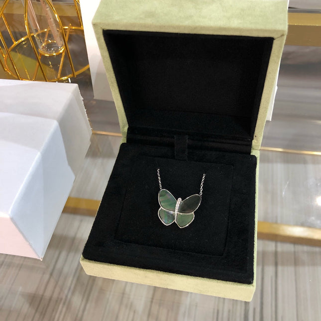 LARGE BUTTERFLY SILVER PENDANT DIAMOND NECKLACE