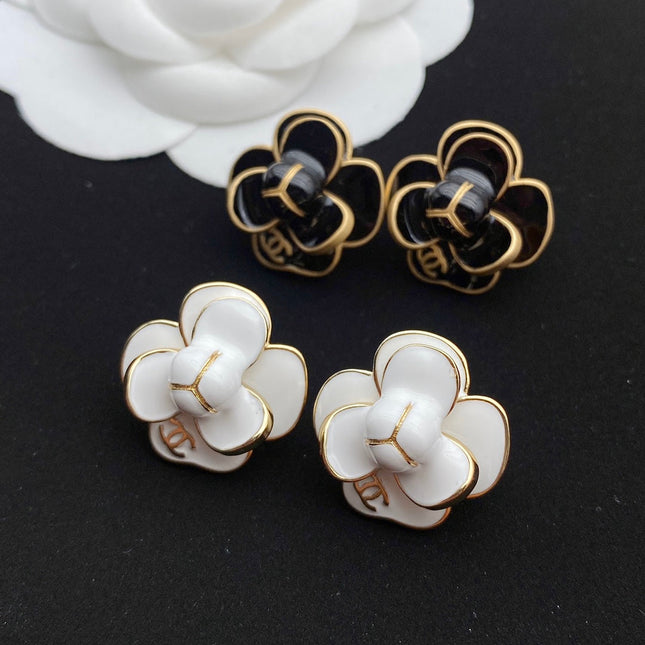 DOUBLE C NEW CAMELLIA GOLD EARRINGS