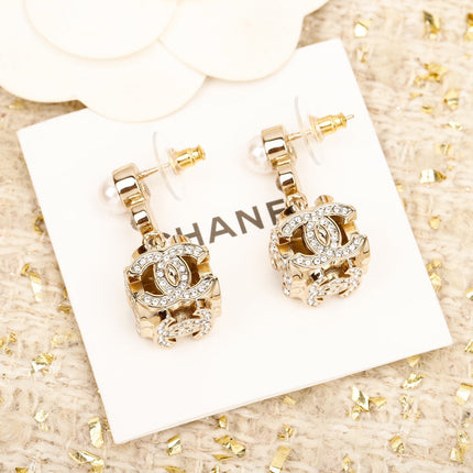 CHANE 23 FULL DIAMOND SIEVE DOUBLE C GOLD EARRINGS