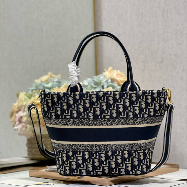 CD NEW BASKET BAG BLUE OBLIQUE EMBROIDERY