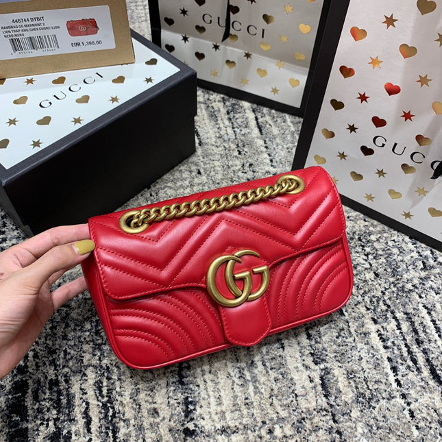 GG Marmont 22cm Red Calfskin Gold Hardware