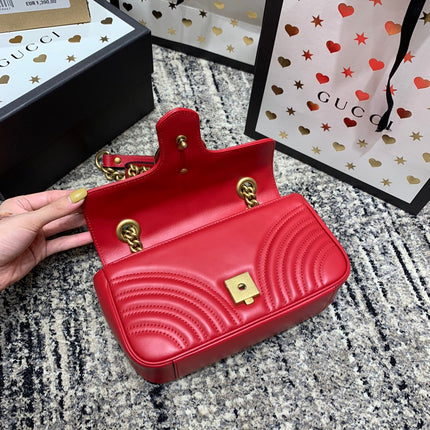 GG Marmont 22cm Red Calfskin Gold Hardware