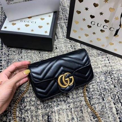 GG Marmont Mini 16.5cm Black Calfskin Gold Hardware