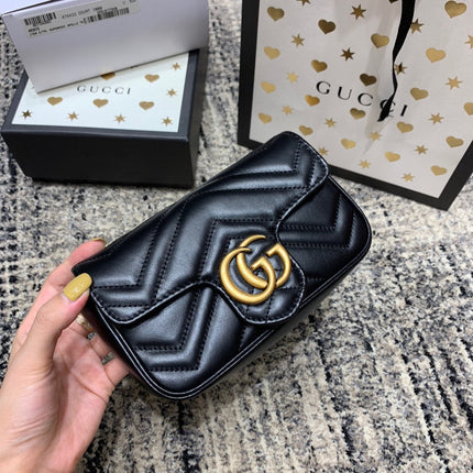 GG Marmont Mini 16.5cm Black Calfskin Gold Hardware