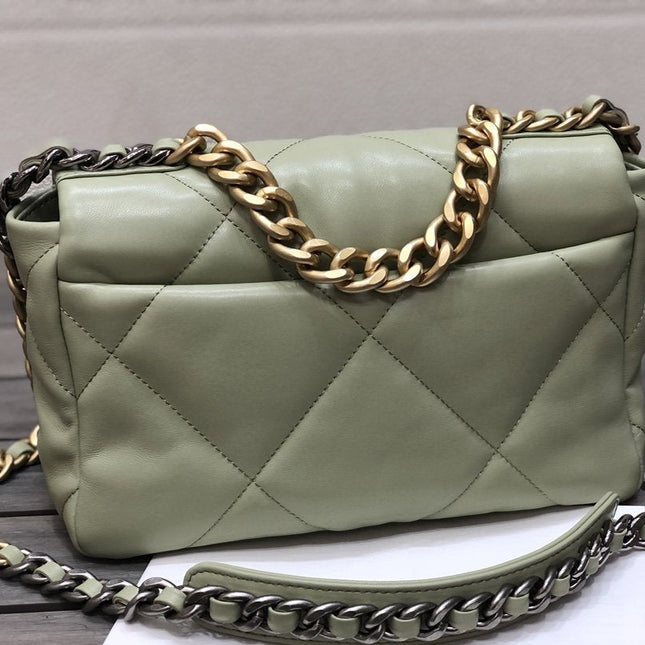 19 FLAP BAG 26 LIME LAMBSKIN